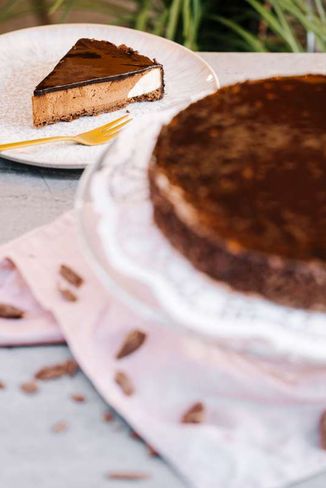 Mousse-au-Chocolate Torte